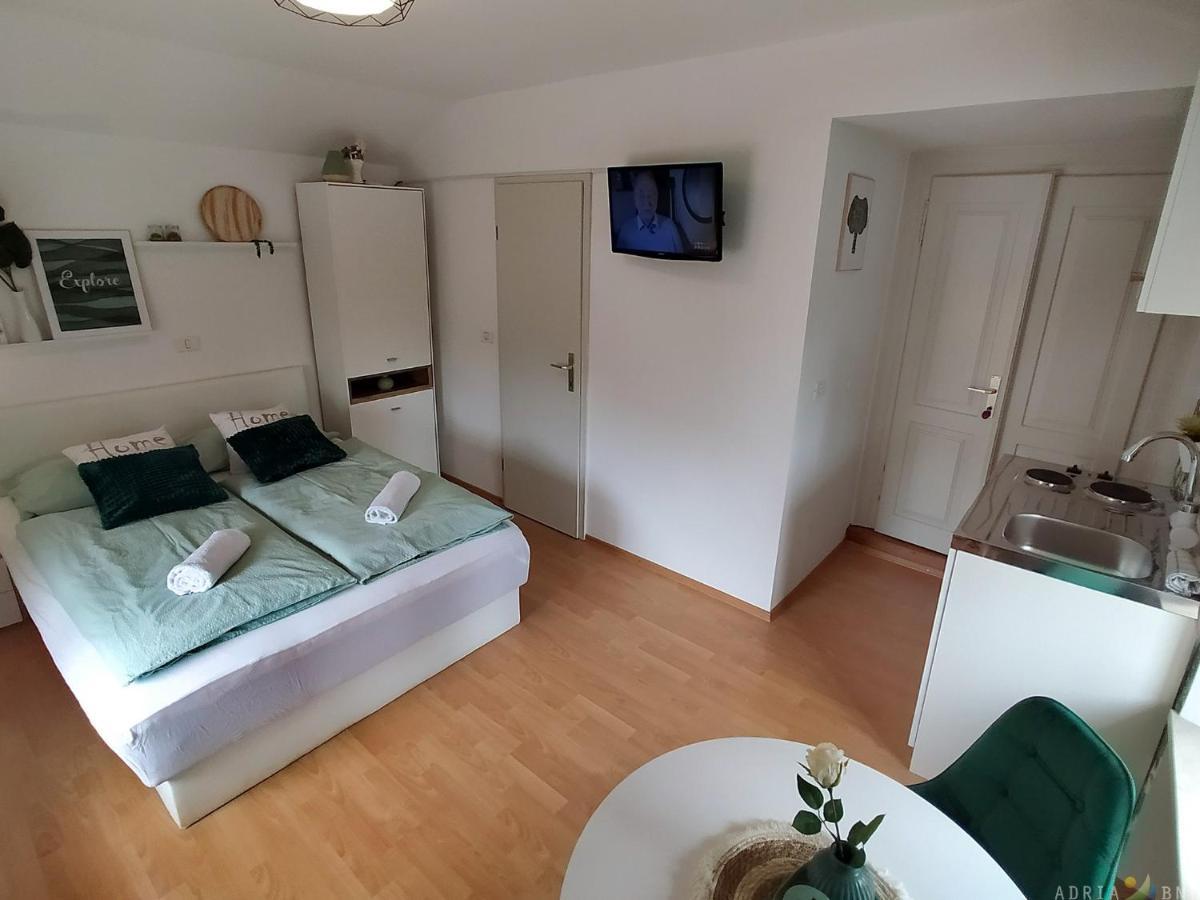 Cool&Romantic Studio in Portoroz JB3 Esterno foto